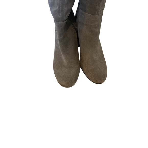 Vince Camuto Sabana Knee High Suede Grey Round Toe Boots with Stacked Heel - Picture 10 of 16